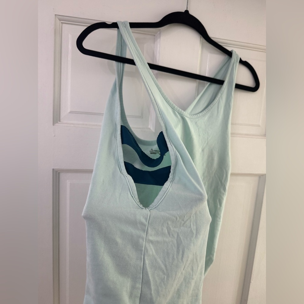 Under Armour Green Sleeveless Relaxed Tank Top - Picture 3 of 5
